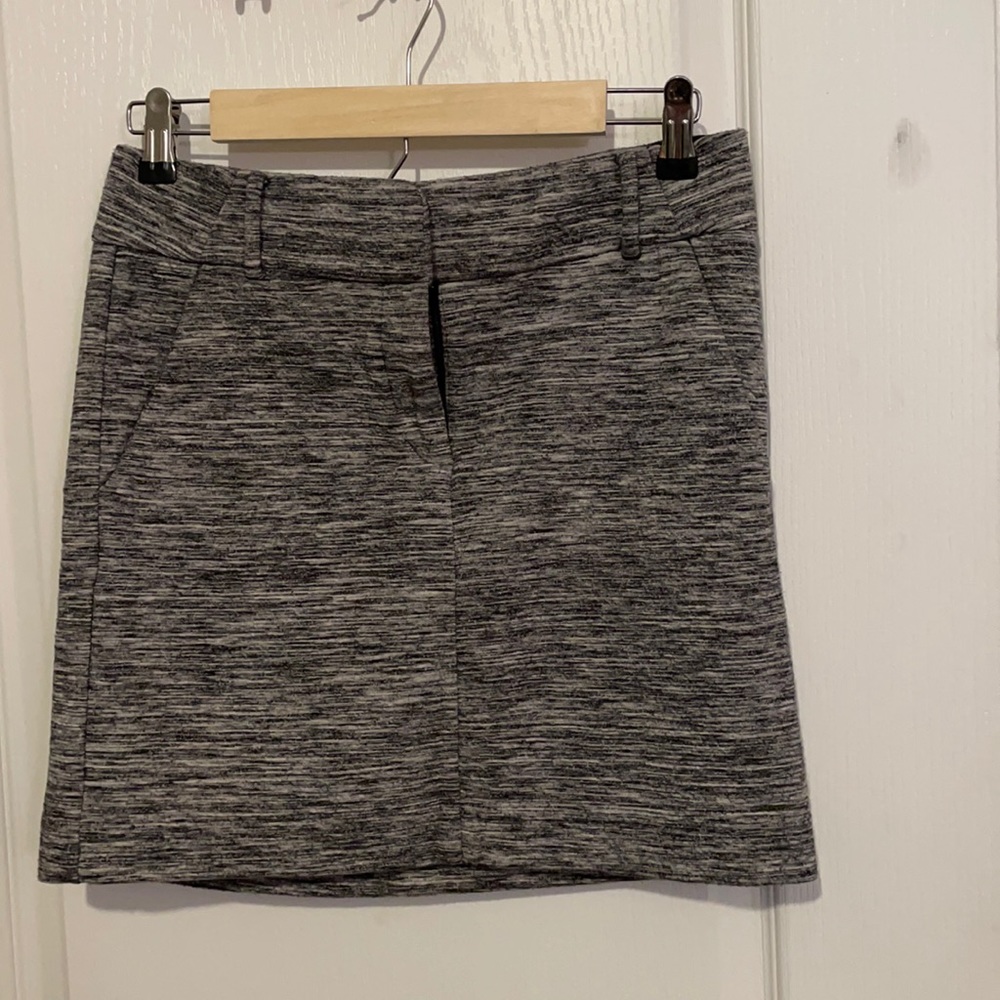 Loft mini skirt